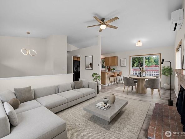 2233 NW Clinton Avenue, Poulsbo WA 98370