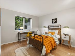 13227 35th Avenue NE 1, Seattle WA 98125