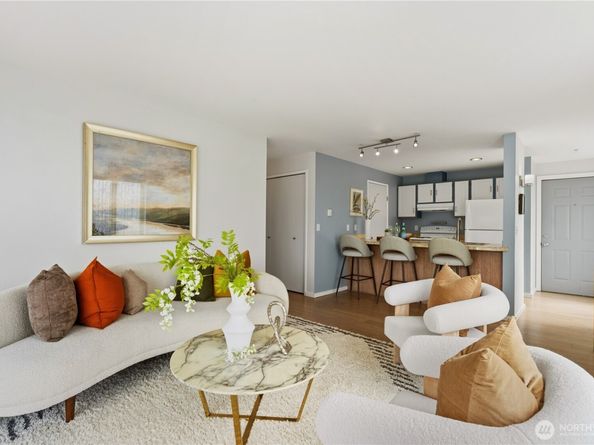 13227 35th Avenue NE 1, Seattle WA 98125