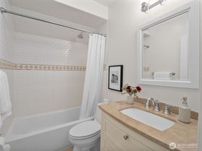 1007 W Newell Street, Seattle WA 98119