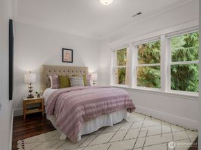 1007 W Newell Street, Seattle WA 98119