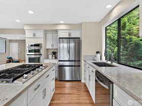 6162 144th Pl SE, Bellevue WA 98006