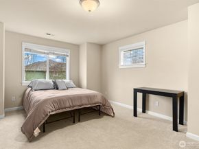 10700 SE 260th Street E103, Kent WA 98030