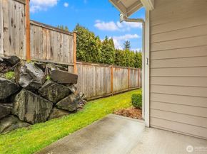 10700 SE 260th Street E103, Kent WA 98030