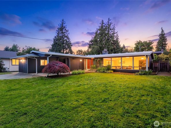 4215 189th Place SW, Lynnwood WA 98036