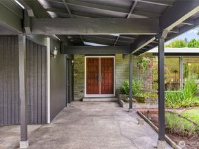 4215 189th Place SW, Lynnwood WA 98036