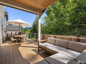 2119 NW Lynx Loop, Issaquah WA 98027