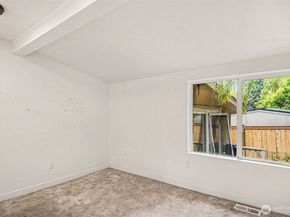 1207 SW cambridge Street, Seattle WA 98106