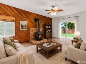 15618 SE Fairwood Boulevard, Renton WA 98058