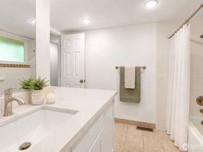 15618 SE Fairwood Boulevard, Renton WA 98058
