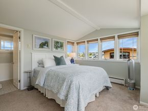 1210 E Shelby Street G, Seattle WA 98102