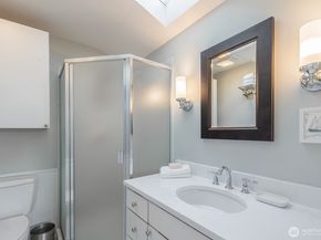 1210 E Shelby Street G, Seattle WA 98102