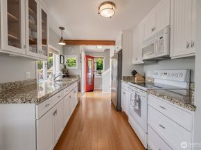 1210 E Shelby Street G, Seattle WA 98102