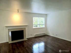 15415 35th Avenue W E205, Lynnwood WA 98087