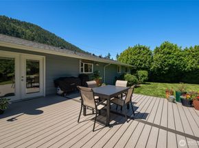 12328 Issaquah Hobart Road, Issaquah WA 98027
