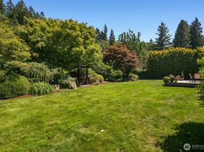 12328 Issaquah Hobart Road, Issaquah WA 98027