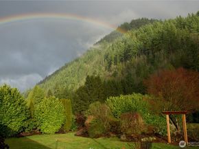 12328 Issaquah Hobart Road, Issaquah WA 98027