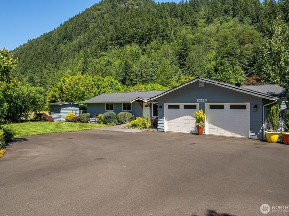 12328 Issaquah Hobart Road, Issaquah WA 98027