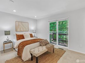 20042 12 Avenue NE, Shoreline WA 98155