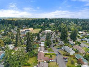 21903 82nd Place W, Edmonds WA 98026
