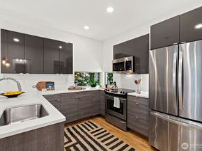 2640 NW 57th Street A, Seattle WA 98107