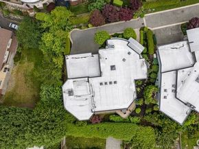 7619 115th Place NE, Kirkland WA 98033