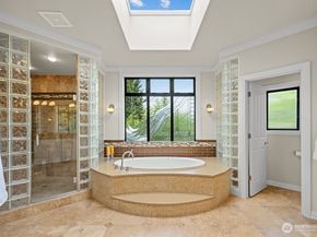 7619 115th Place NE, Kirkland WA 98033