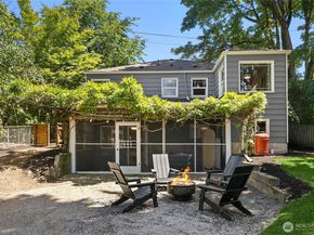 11535 40th Avenue NE, Seattle WA 98125