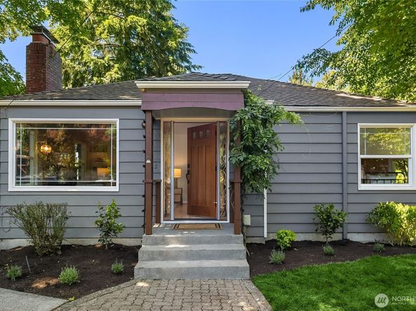 11535 40th Avenue NE, Seattle WA 98125