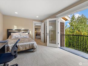 825 Kirkland Way, Kirkland WA 98033