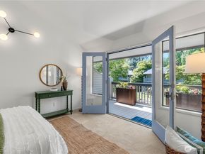 19616 61st Place NE 5, Kenmore WA 98028