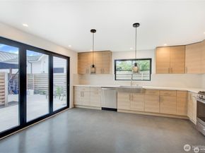 4606 NE 47th Street, Seattle WA 98105
