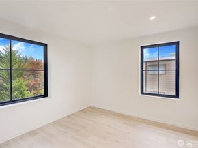 4606 NE 47th Street, Seattle WA 98105