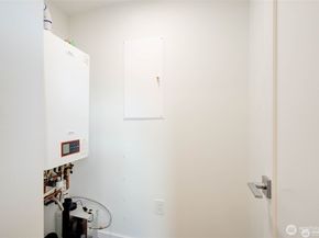 4606 NE 47th Street, Seattle WA 98105
