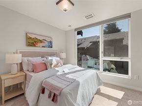 6535 34th Avenue NE B, Seattle WA 98115