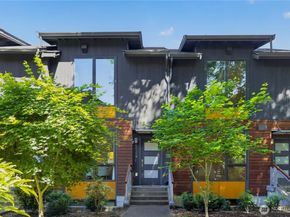 6535 34th Avenue NE B, Seattle WA 98115