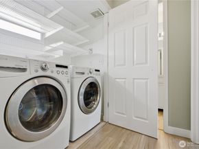 25235 SE Klahanie blvd C303, Sammamish WA 98029