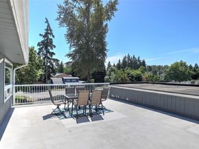 2200 NE 24th Street, Renton WA 98056