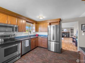 7528 S Laurel Street, Seattle WA 98178