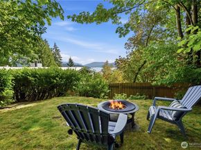 639 W Lake Sammamish Parkway NE, Bellevue WA 98008