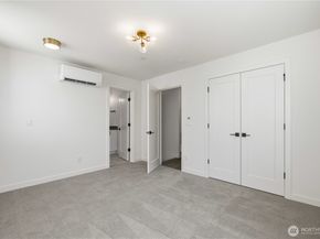 2230 D NW 60th Street, Seattle WA 98107