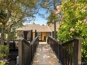 13441 64th Terrace NE, Kirkland WA 98034
