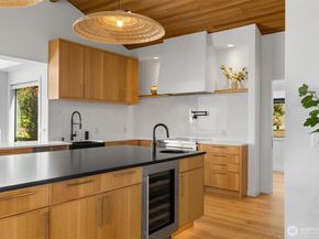 13441 64th Terrace NE, Kirkland WA 98034