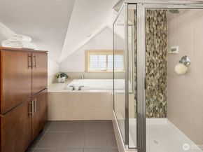 916 N 73rd Street A, Seattle WA 98103
