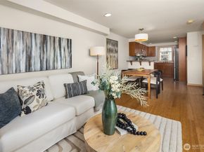 916 N 73rd Street A, Seattle WA 98103