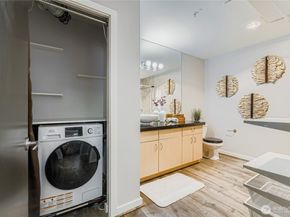 103 Bellevue Avenue E 102, Seattle WA 98102