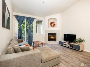 12712 Admiralty Way G302, Everett WA 98204