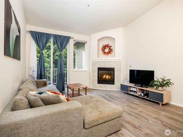 12712 Admiralty Way G302, Everett WA 98204