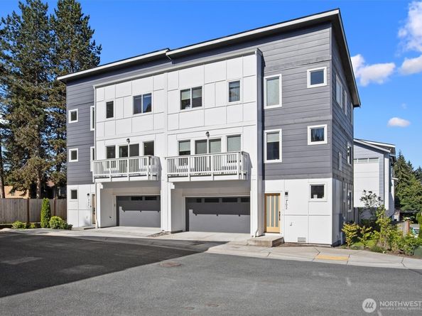 8025 177th Place NE C101, Kenmore WA 98028