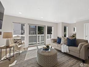 8025 177th Place NE C101, Kenmore WA 98028